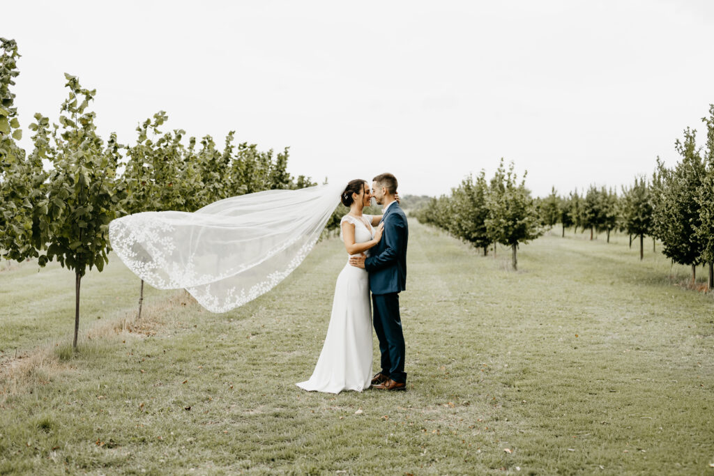 photo-couple-mariage-voile
