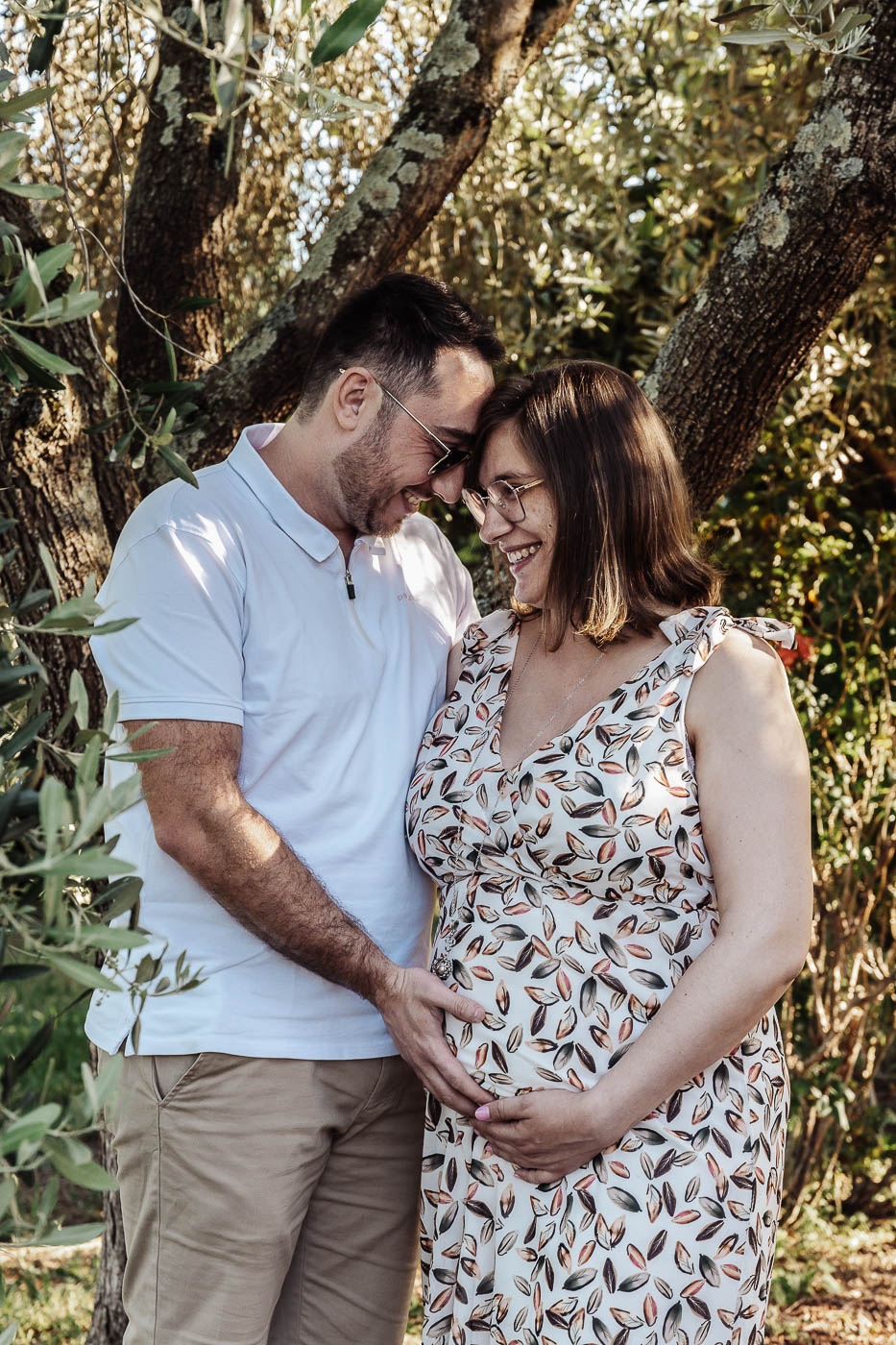 photo d'un couple avec une futur maman