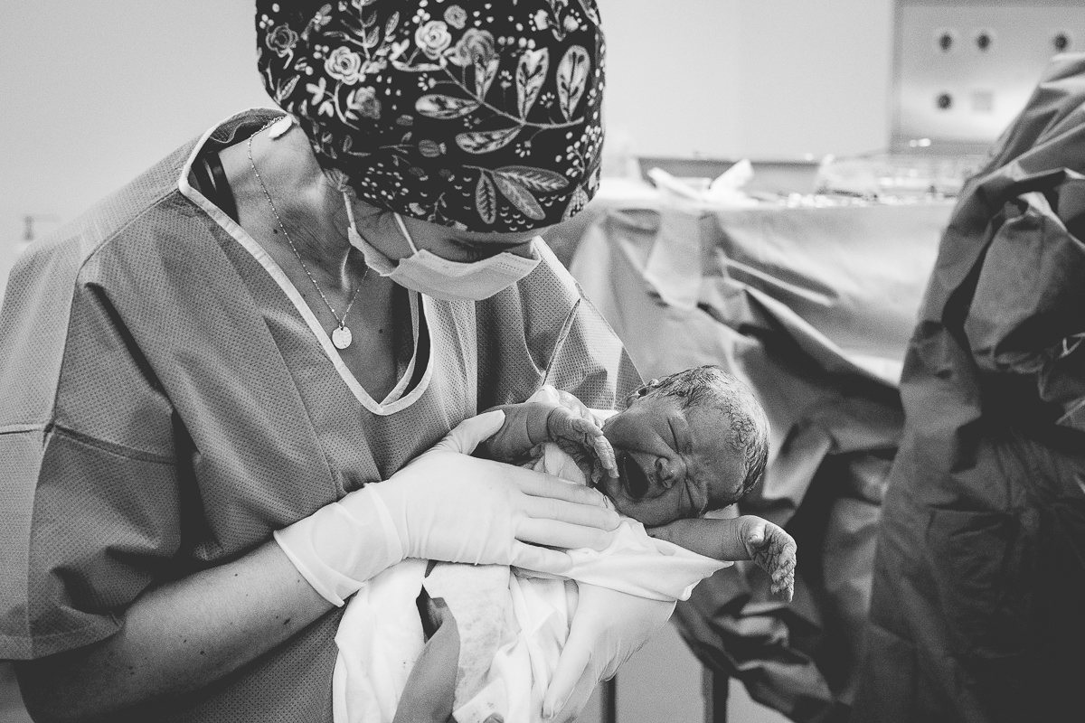 présentation du bébé juste après la naissance